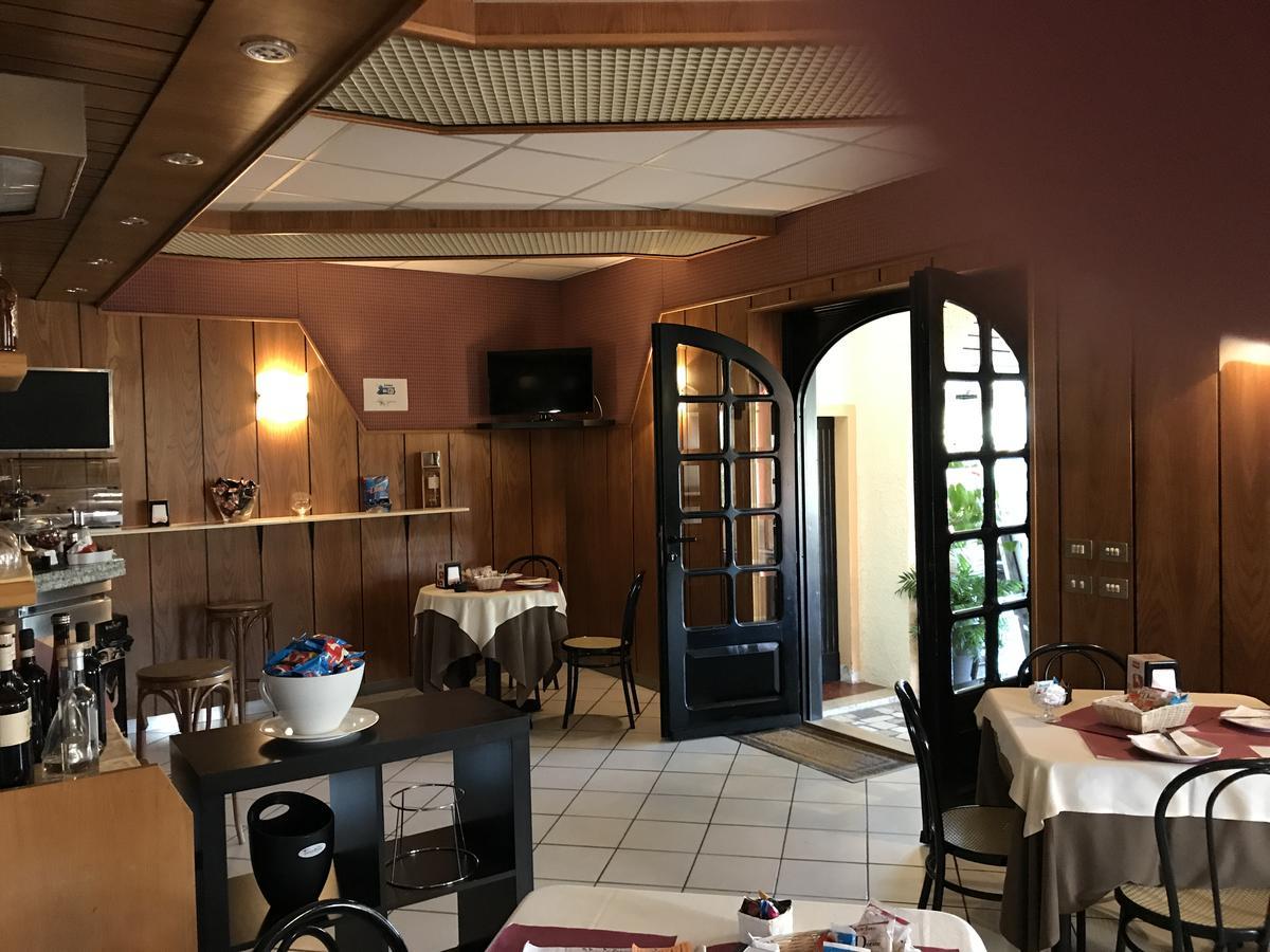 Hotel B&B Rispescia Grosseto Экстерьер фото